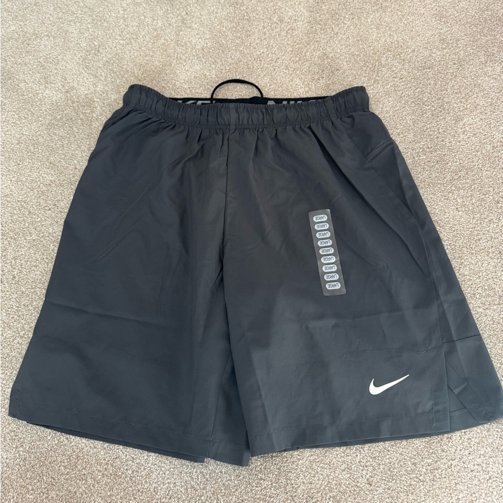 *NWT* Nike Men’s Athletic Shorts